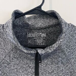 Latched Mama Women’s Pullover Quarter Zip Gray XL Thumb Holes Long Sleeve